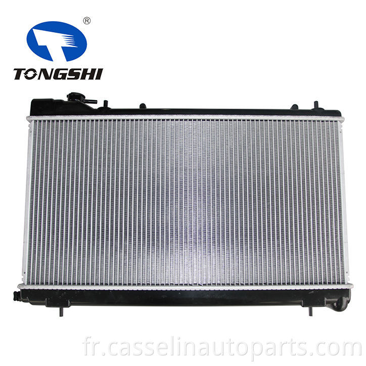 Radiateur du moteur Tongshi Radiateur de voiture en aluminium pour Subaru Impreza Car Radiator